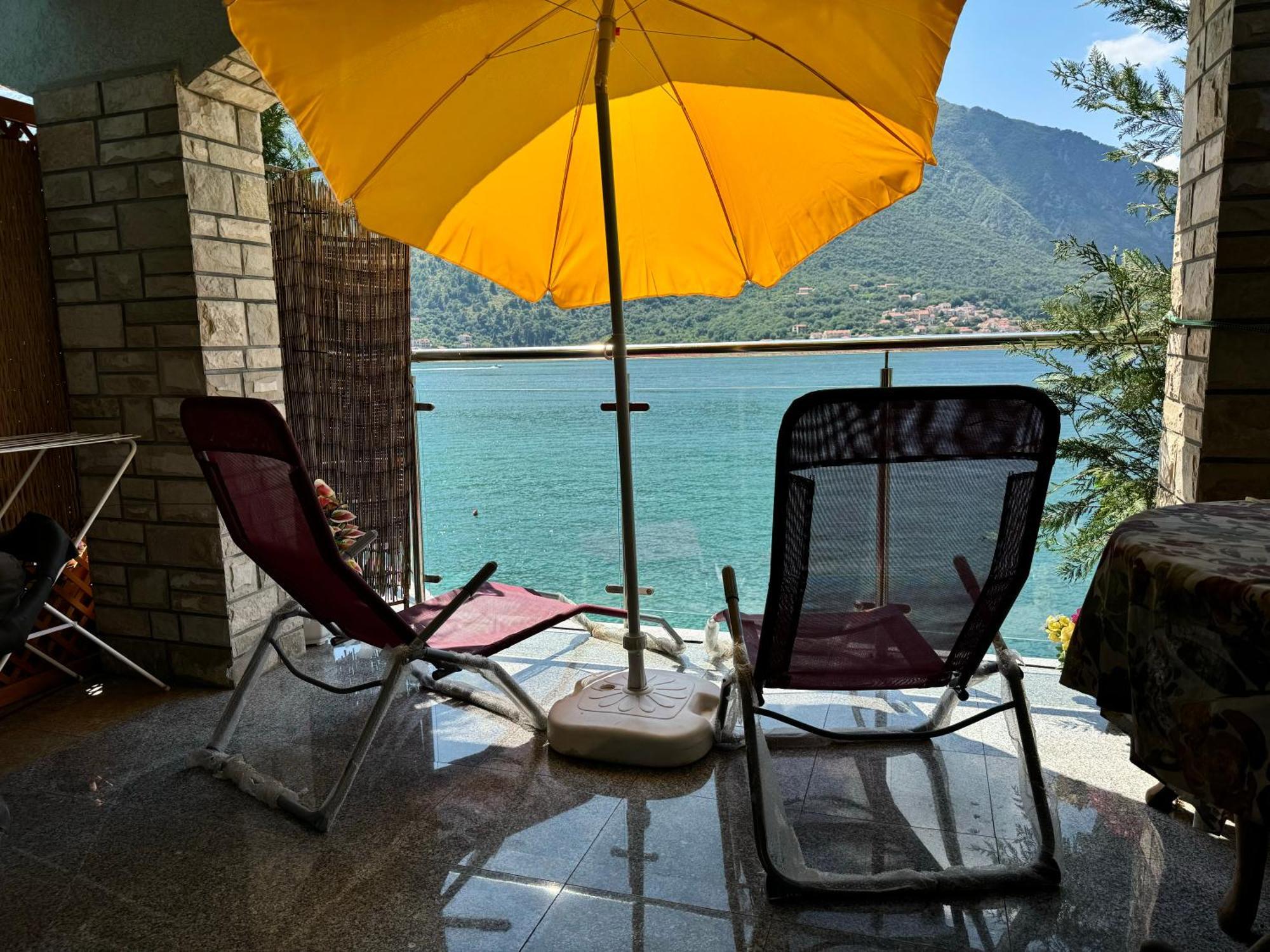 Aparthotel Maxim Kotor Luaran gambar