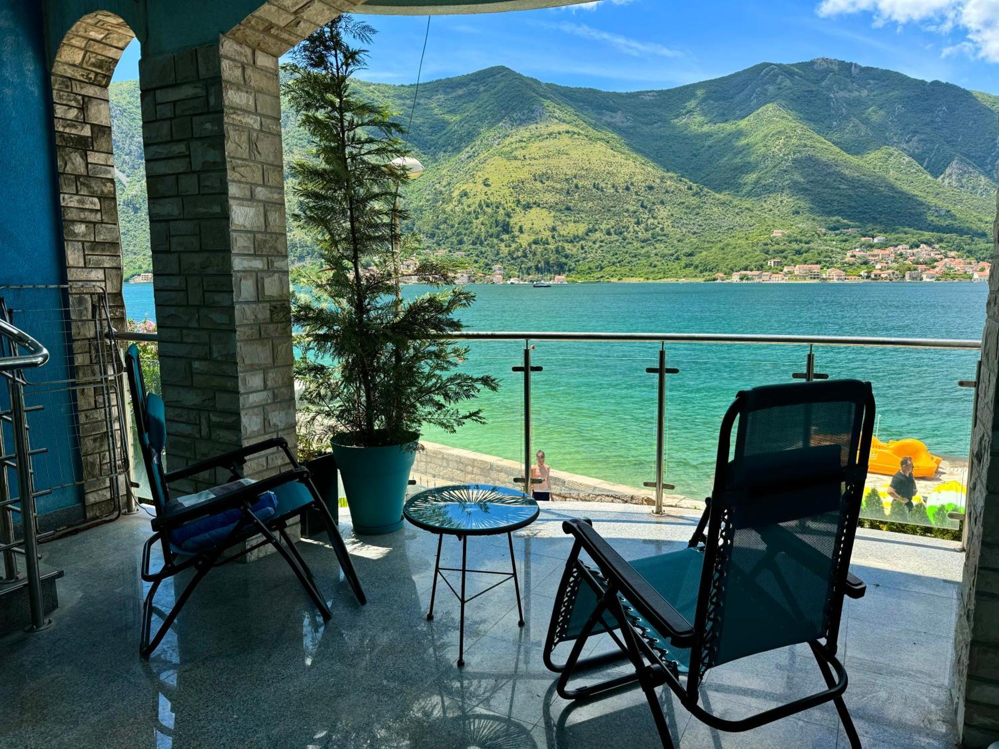 Aparthotel Maxim Kotor Luaran gambar